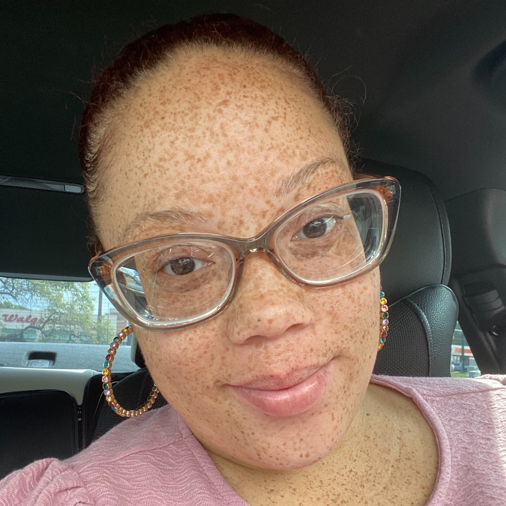 Meet your Posher, Candance